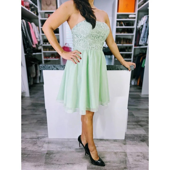 NWT Aidan Mattox Sage Green Lace Strapless Dress $220 - Picture 7 of 9